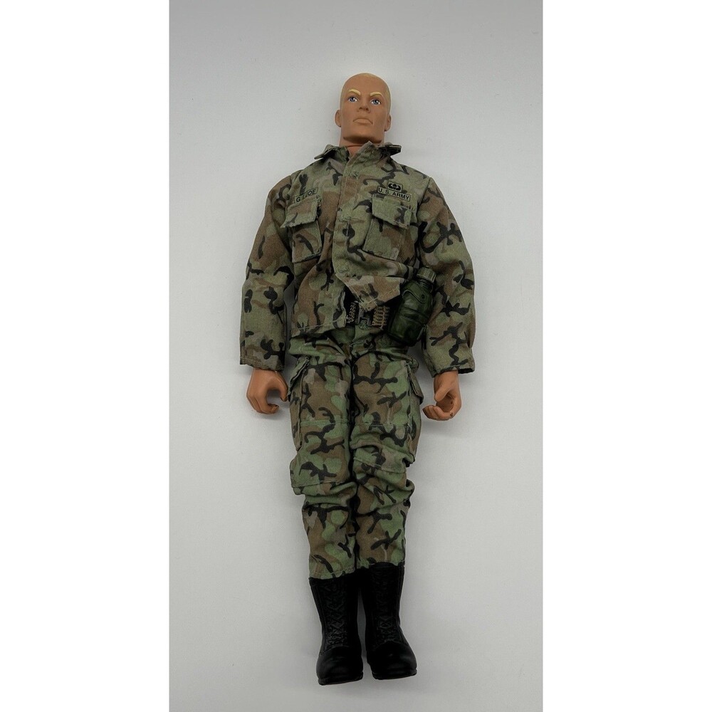 Vintage 1996 Hasbro G. I. Joe U.S. Airborne Ranger 12” Action Figure Blue Eyes